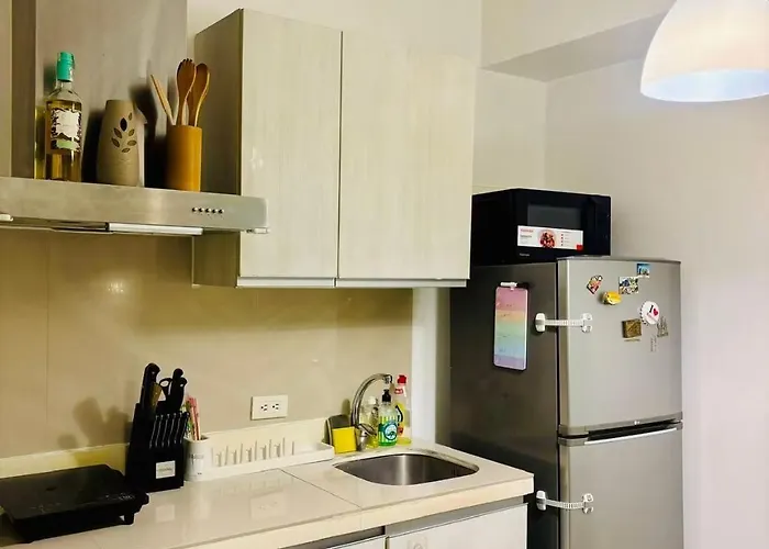 Apartment Staycation At Azure Urban Rio East Near Sm Bicutan Airport
